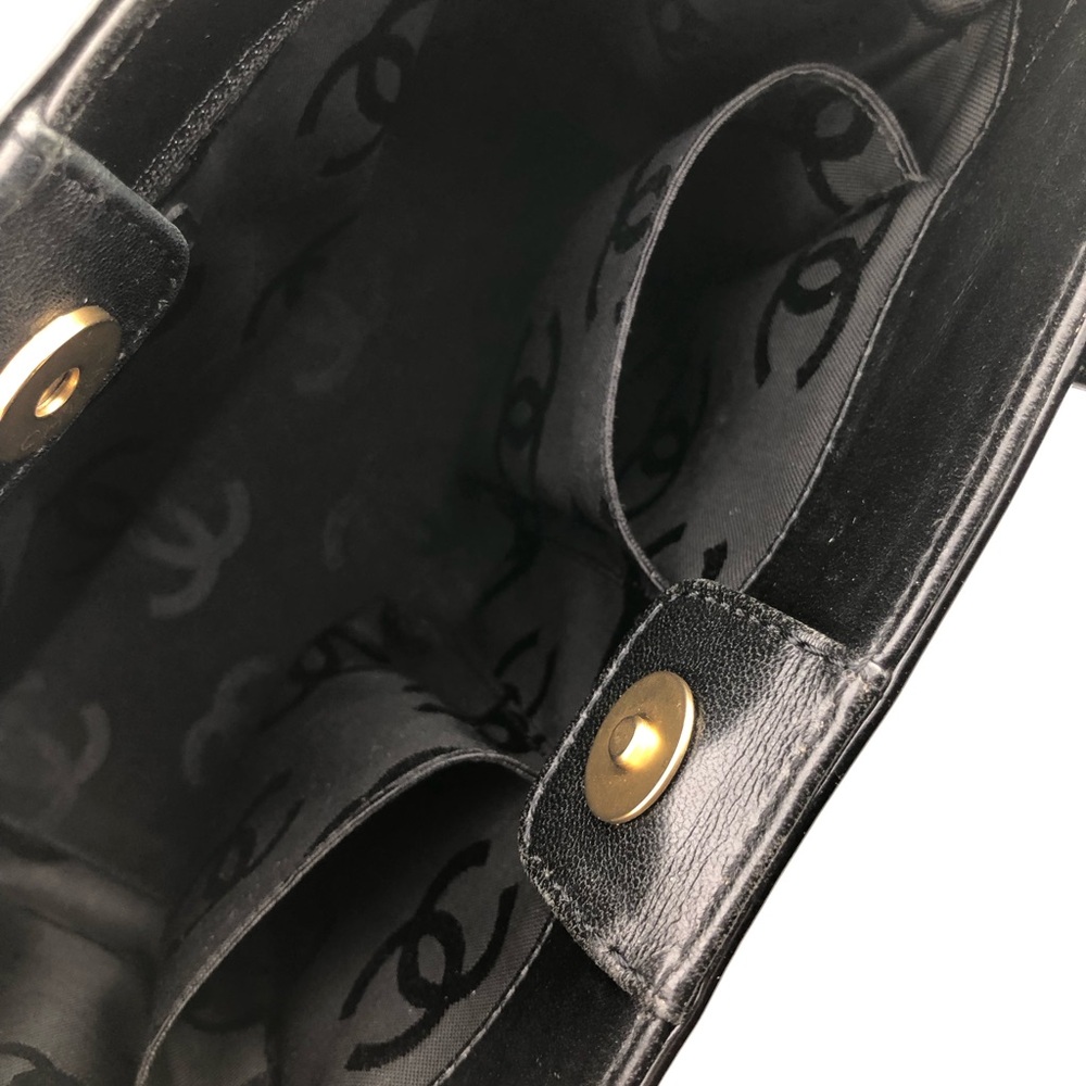 Chanel Black Small Tote Patent Leather Handbag By Karl Lagerfeld - Picture 8 of 17